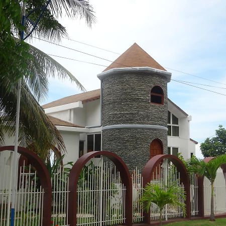 Hotel House Rapunzel Oslob Exteriér fotografie